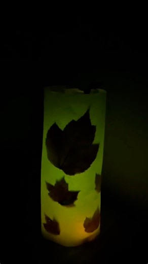 13K views · 61 reactions | Leaf lanterns  super simple craft for fall! #autumncrafts #fallcrafts #diyforkids | Kids Craft Barn | Facebook