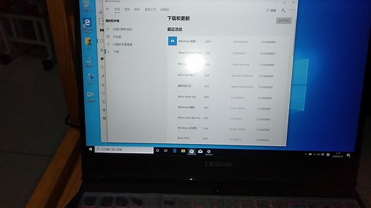 正版Windows 10 Pro简体中文安装 笔记本电脑 设置 个性化 主题 桌面图标 更新和安全 微软商店更新软件 添加安装语言输入法 显示语言