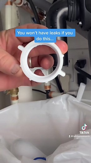 YOU won’t have drain leaks under your kitchen sink if you do this HACK! #plumbertips #leaks #homeowners #twinhomeexperts