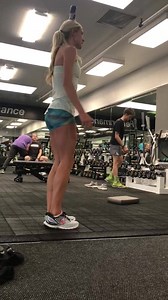 Pistol squats with a half full (empty) Red Bull on your head?! Sure! Don’t ask my why 😝 breaking up the monotony of off season training 🤘🏻 | Emma Coburn