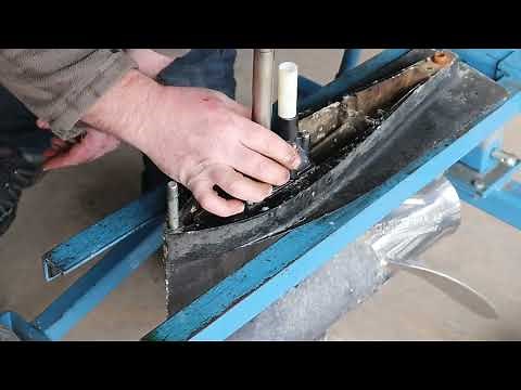MerCruiser Alpha One Gen 1 Sea Water Pump Removal & Replace