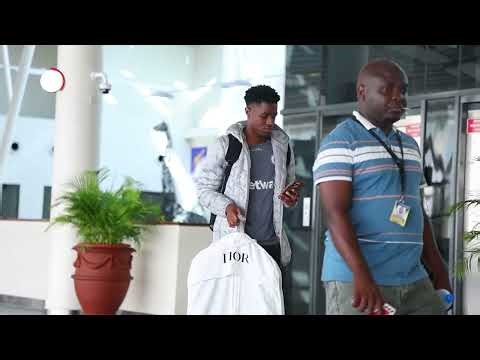 KIKOSI KILIVYOWASILI AFRIKA KUSINI KABLA YA KUELEKEA BOTSWANA KWENYE MCHEZO DHIDI YA GABORONE UNITED