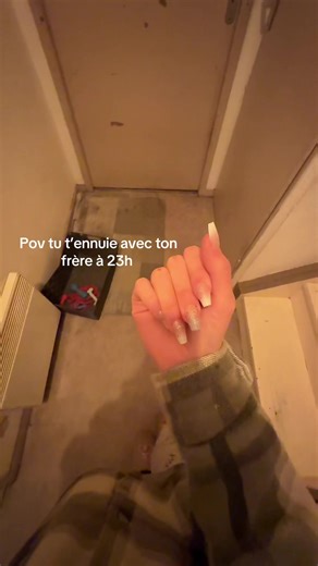 Vidéos de ~Amber~ (@mini_carapuce) avec som original - The Daily Princess Diary 🍓