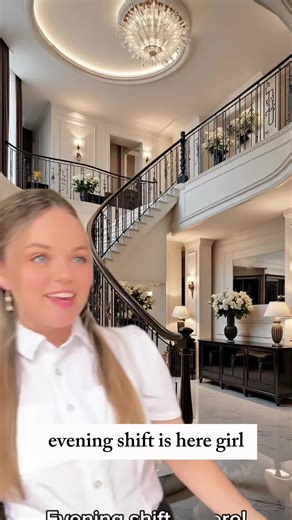 A Day in the Life of a Hotel Front Desk Manager