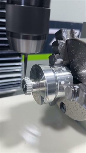 4th axis gear cnc tormach machine #cnc #cncmill #machining #pulsocnc #cncmexico