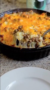 🍲 5-Ingredient Cheesy Beef & Potato Casserole
