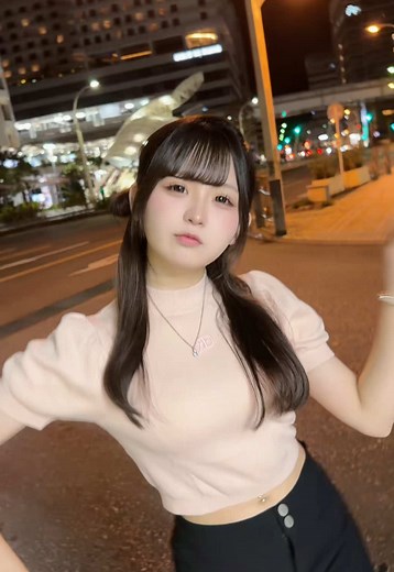 この曲の歌詞は何？ 癖になるメロディー