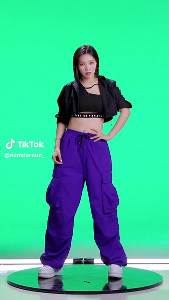 love this choreo💜 @nhan.pato #talkdirty #jasonderulo #jasonderulochallenge #talkdirttomechallenge #nhanpatochoreography #onepickent #원픽이엔티