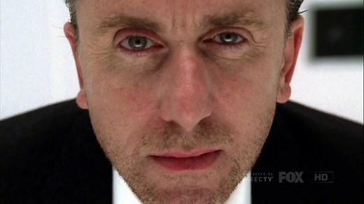 Lie to me! S01E01 opening scene