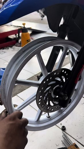 Motorcycle Wheel Assembly: A Step-by-Step Guide