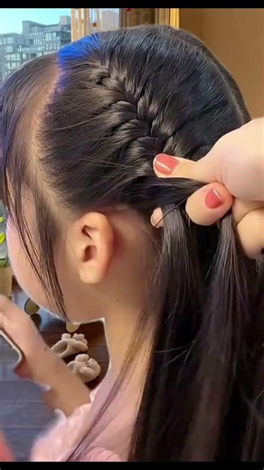 How to Master the Side Braid Technique
