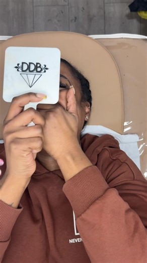 Understanding Ombre and Powder Brows