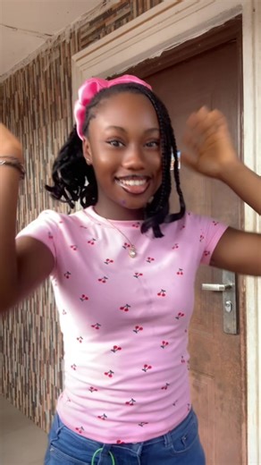 Hands Dance Challenge: Show Off Your Moves!