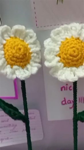 The Cutest Crochet Daisies! 🌼✨ | Easy Tutorial