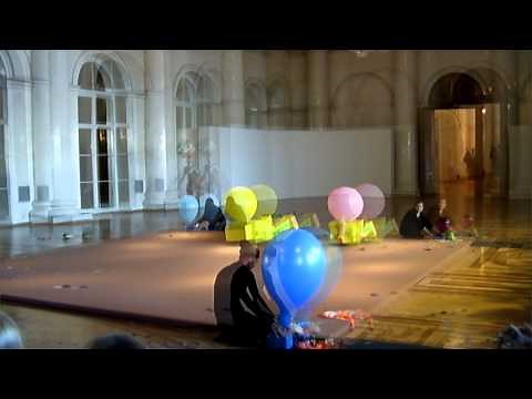 Andrey Bartenev in Hermitage Museum. SPb, 2010. 3D camera