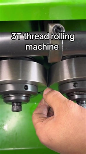 3T thread rolling machine #screws#cncmachine#knurling#machine#cnc#threadrollingdie#thread #foryou