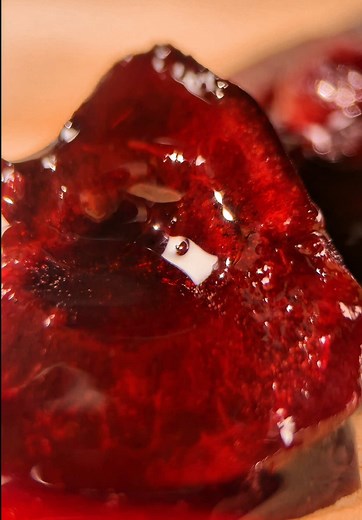 Replying to @leisen.ugc sample shots from my macro lens 👀 #macroshots #satisfying #satisfyingvideo #textureshot #closeup #fyp #fypage #foryou #fyp #fypシ゚ #ugc #ugccreator #ugccontentcreator