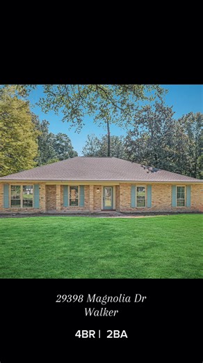 Space, comfort & country charm 🌳 This 4BR/2.5BA home sits on a beautiful 4-acre, tree-shaded lot and offers a spacious layout perfect for everyday living and entertaining. Enjoy a large living area, an open kitchen with brick accents, granite counters, and a gas range, plus a roomy primary suite with private porch access. A new roof and neutral finishes make this home move-in ready—inside and out, it’s the perfect place to relax and unwind. #CountryLiving #AcreageLiving #MoveInReady #DreamHome 