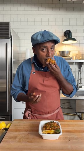 Ready for a culinary escape? Get mouth-watering meals crafted by award-winning chefs delivered right to your door. | CookUnity