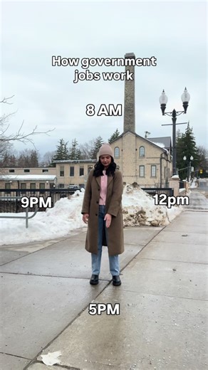 Become a realtor, they said. You'll have flexible hours... they said 👀 #RealtorLife #RealEstateHumor #RealtorProblems #NoDaysOff #WorkHustleRepeat Sold On Haley Claire & Greg Real Estate Group Claire Knight