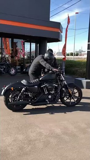 ハーレーダビッドソン　アイアン883