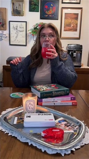 Decorating the fridge with family photos from my phone 📸📱💕 #diy