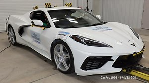 2024 雪佛兰 克尔维特 Stingray C8 正面100%重叠刚性壁障碰撞测试 nhtsa