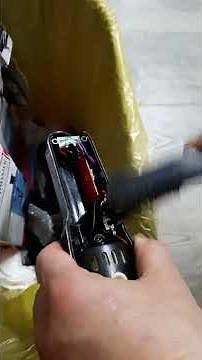 How to replace Wahl Magic Clip cordless clipper battery.