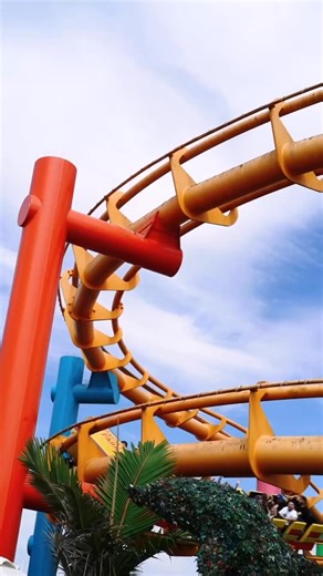 Still wearing foam earplugs? Join 10 million Loop customers who've discovered the future of hearing protection. 🙌 ✔️ Certified hearing protection ✔️ Reusable and washable ✔️ Stylish design 100-day free returns. Shop now 💥 | Loop