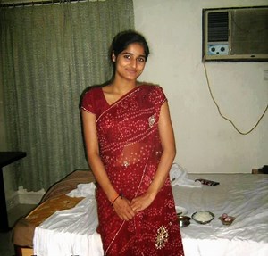 ছাত্রীর গোপন জিনিস দেখুন _ Bangla Funny Video  _ Bangla Fun EP 2016