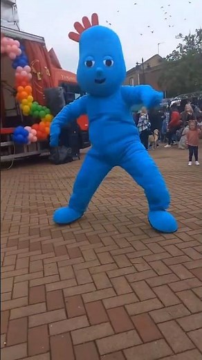 Break Dancing Iggle Piggle!