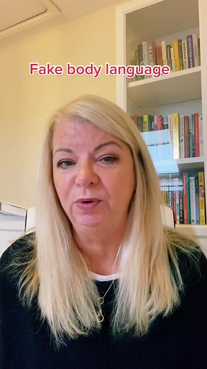 #bodylanguage #bodylanguagetips #communication