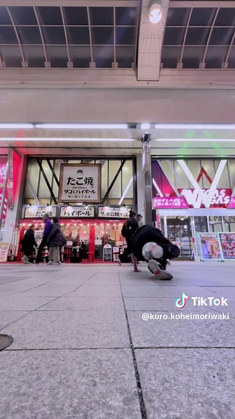 2move. #リフティング #フリースタイルフットボール #ブルーロック #イナズマイレブン #リフティング技 #サッカー #リフティングチャレンジ #freestylefootball