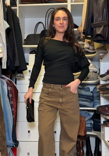 Essential Capsule Wardrobe for Pregnancy