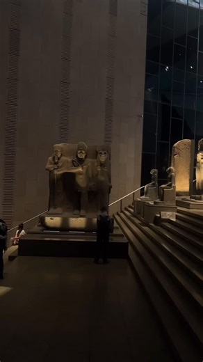 🌍✨ The Grand Egyptian Museum – Cairo’s Crown Jewel Opens November 1st! ✨🌍 Step into 5,000 years of ancient glory at the world’s largest archaeological museum — the Grand Egyptian Museum (GEM), opening officially on 1 November 2025, beside the legendary Giza Pyramids. From the golden treasures of King Tutankhamun to towering statues of Ramses II, every corner tells the story of Egypt’s eternal greatness. 🎥 Imagine walking through history’s most breathtaking collection, under one stunning moder