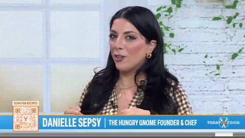 Blueberry Crumb Muffins and Muddy Buddy Bars: Get the Recipes!