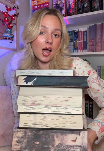 TOP 10 BOOKS OF THE YEAR 🔥🧨 #booktok #books #top10 #readingwrapup | books