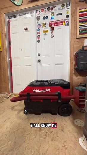 M18 FUEL 9 Gallon Dual Battery Dust Extractor — PACKOUT Compatible