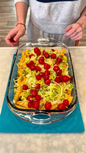 6.3K views · 32 reactions | This is a crowd pleaser 朗 I make an easy twist on a favorite using only a few ingredients.  This video was produced by Network Media and Kailee’s Kitchen | Flavor Blender | Facebook