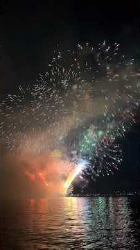 #shortvideo English Bay Fireworks & Vancouver BC 🇨🇦Night life #Shorts #fireworks #skyline #sky