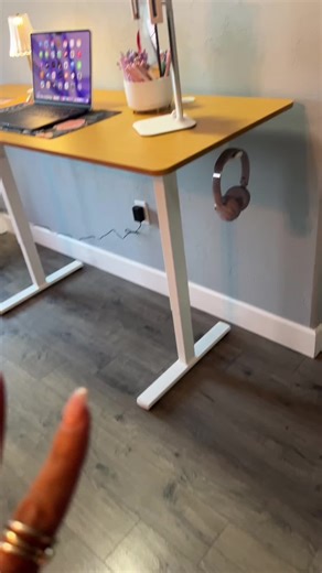 Adjustable Desks: Perfect for Your Home Office