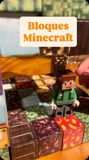 Juguetes didácticos on Instagram: "🟩⬛ Nuevos bloques de Minecraft para armar, jugar y crear mundos sin pantallas 🤩 Vienen 8 piezas + muñequitos tipo Lego ¡y una caja plástica para guardar todo sin perder nada! 💚⚒️ ¿Tu peque también se queda horas construyendo? 🙌 Contame abajo 👇 ¿Qué personaje armarían primero? 🎮✨ Dale like, comentá y guardá para no perderte más juegos así. #MinecraftKids #JuegosSinPantallas #BloquesParaArmar #JuguetesDidácticos #IdeasParaRegalar #RegalosInfantiles #Abrakad