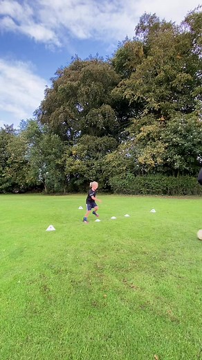 ARTHUR ⚽️⚡️ #121coaching #football #soccer #training #practice #playerdevelopment #kidssoccer #kidsfootball #footwork #passing | j20coaching