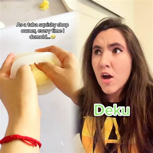 Bakudeku pining pt.7! Bakugo definitely got jealous, but he’d never admit it.