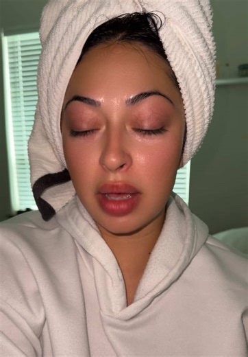 I can’t stand the feeling of makeup on my skin. | Makeup