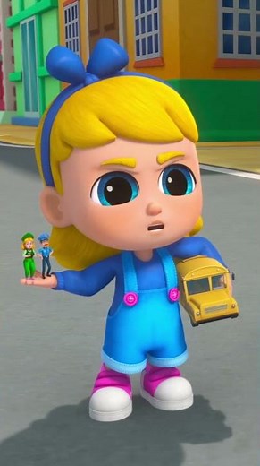 Shrink Ray Stress!!!🚌 #bus #shrinkray #morphle