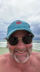 Andy Griggs may be on the beach now, but in just a few weeks he'll be on the snow-covered stage at Carols by Candlelight 🎄 (okay so maybe the snow isn't real but we do our best in San Diego!) He'll be performing his hits and favorite Christmas songs. Tickets on sale now: www.carolsbycandlelight.com | Carols by Candlelight