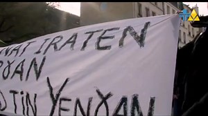 Nouvelle chanson de Ferhat MEHENNI 2024 : TANEMMIRT En ce 13/01/2024, jour de l'an amaziɣ, Ferhat MEHENNI, rend hommage à la résistance et à la résilience du peuple kabyle, à ceux qui ne plient pas devant le terrorisme d'Etat et devant la corruption. Hommage à celles et ceux qui préfèrent aller en prison plutôt que de renoncer à leur dignité. La Kabylie aura le dernier mot. Vive la Kabylie libre et indépendante. Écoutez et visionnez le clip sur la la chaîne musicale officielle de Ferhat Mehenni 