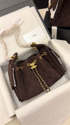 Exploring Chanel 25 Small & Mini Bags