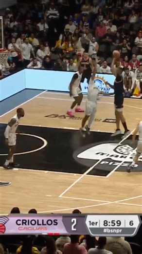 Moses Brown with the Hook from the free throw line 🔥